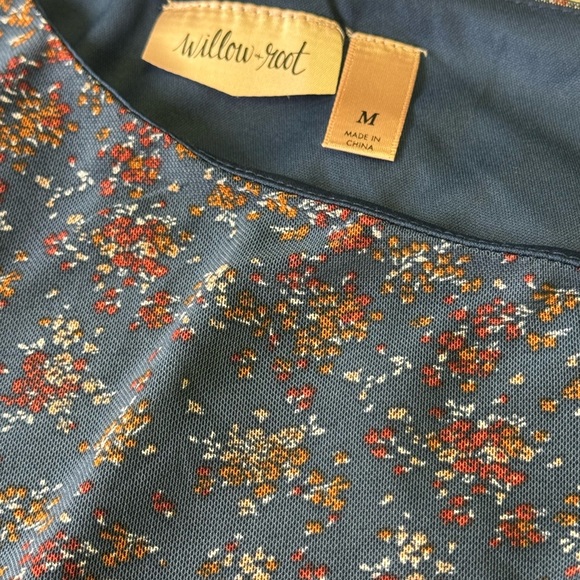 Willow Gray Asymmetrical Tie Front Blouse size medium - Picture 3 of 6